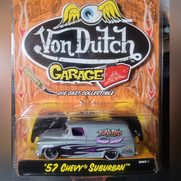 Von Dutch '57 Chevy Suburban Silver and Purple Die Cast Van - Picture 1 of 1